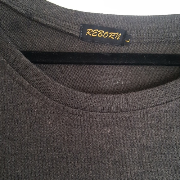 Top - Picture 2 of 3